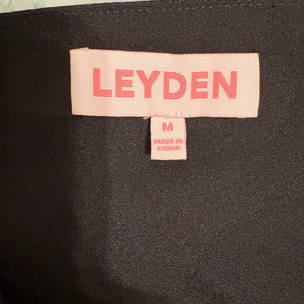 Black One-Shoulder Women's Top - Picture 4 of 4